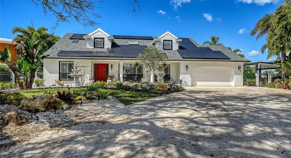 10432 SPOONBILL ROAD W Bradenton, FL 34209