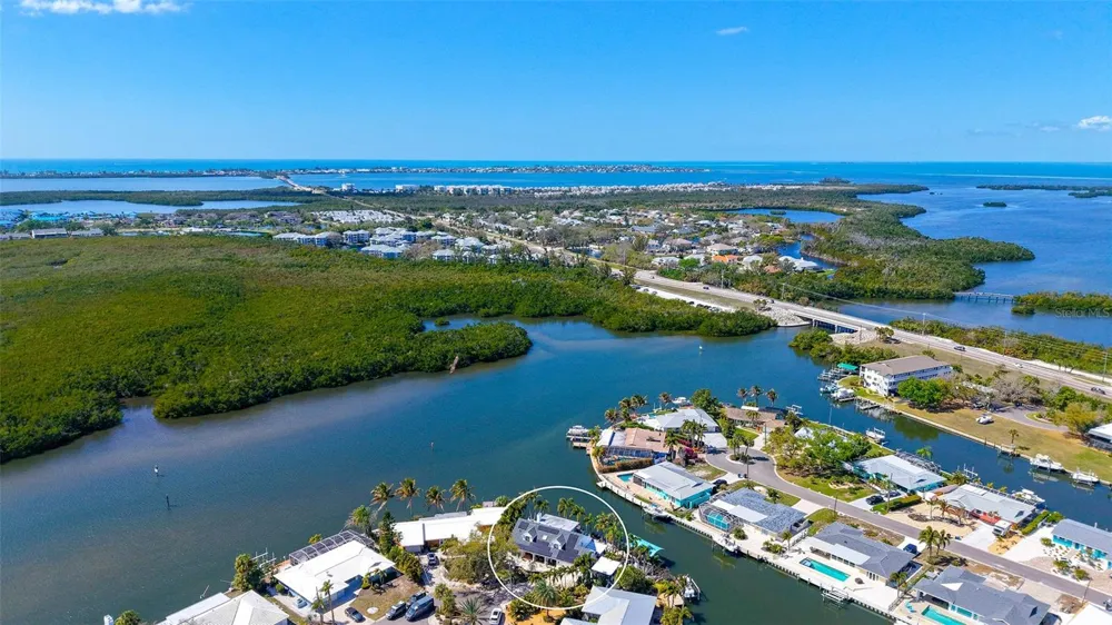10432 SPOONBILL ROAD W Bradenton, FL 34209
