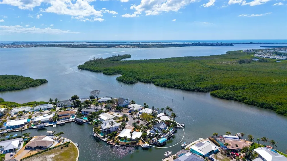 10432 SPOONBILL ROAD W Bradenton, FL 34209