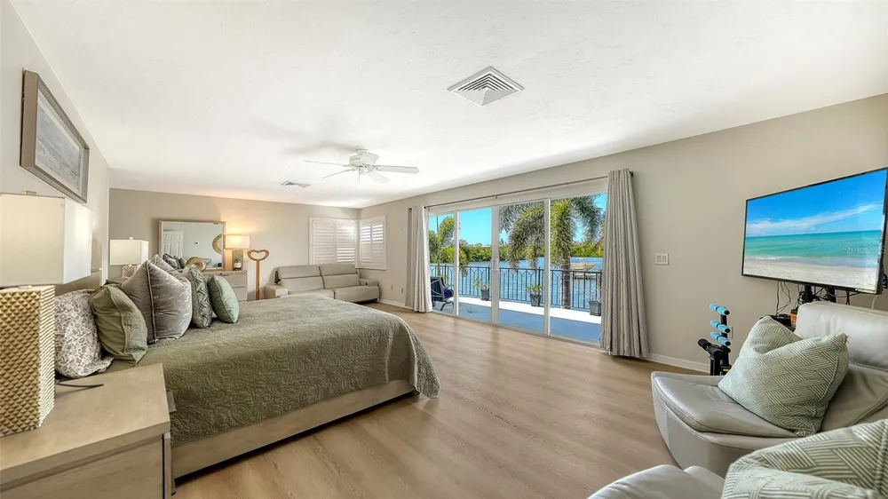 10432 SPOONBILL ROAD W Bradenton, FL 34209