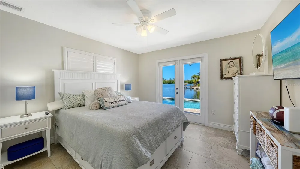 10432 SPOONBILL ROAD W Bradenton, FL 34209