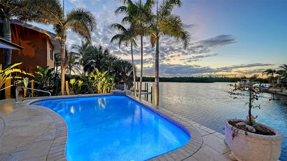 10432 SPOONBILL ROAD W Bradenton, FL 34209