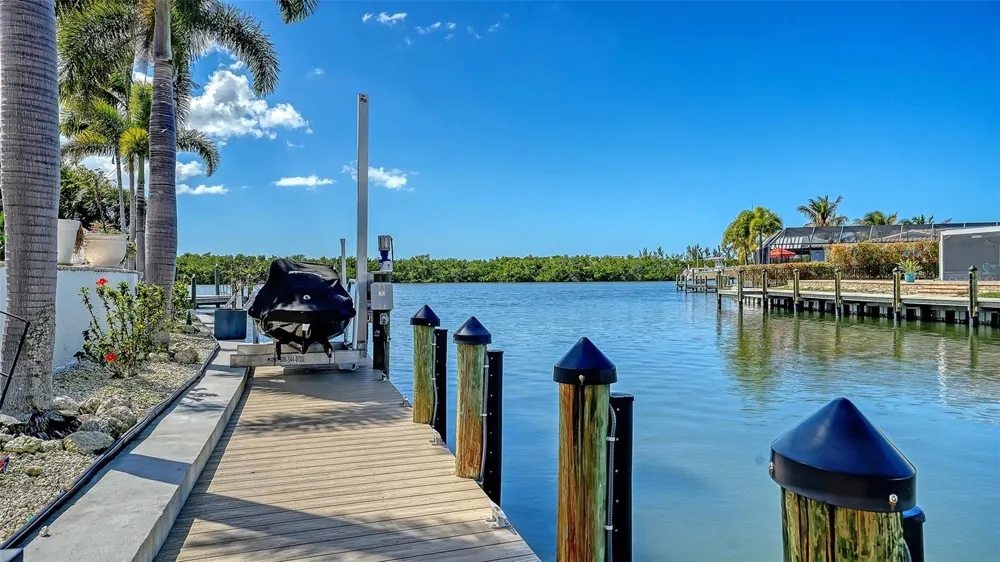 10432 SPOONBILL ROAD W Bradenton, FL 34209