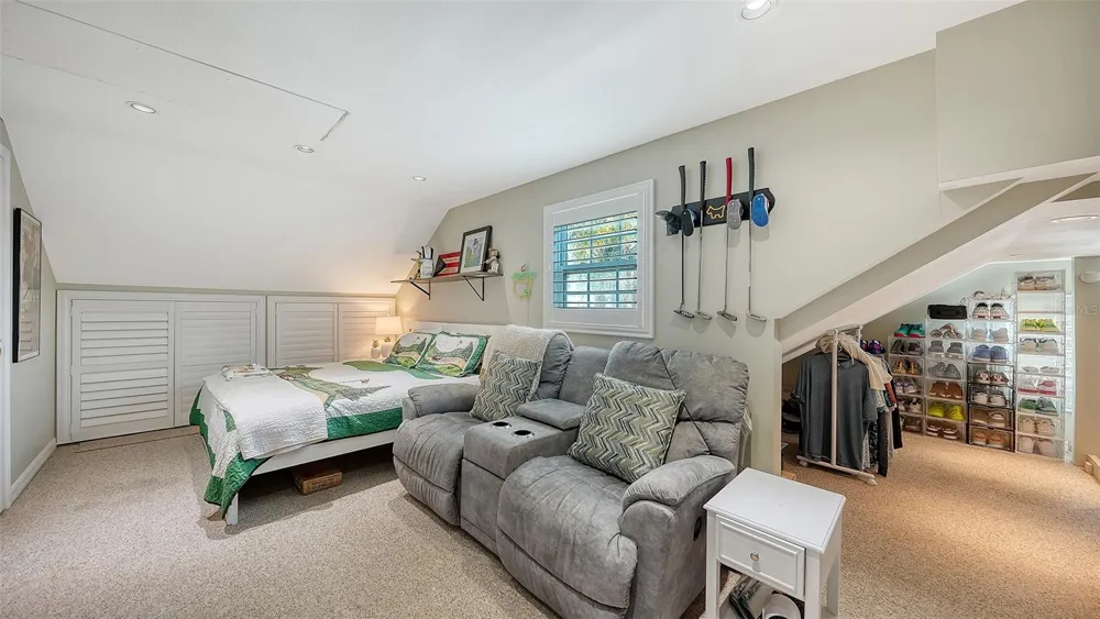 10432 SPOONBILL ROAD W Bradenton, FL 34209