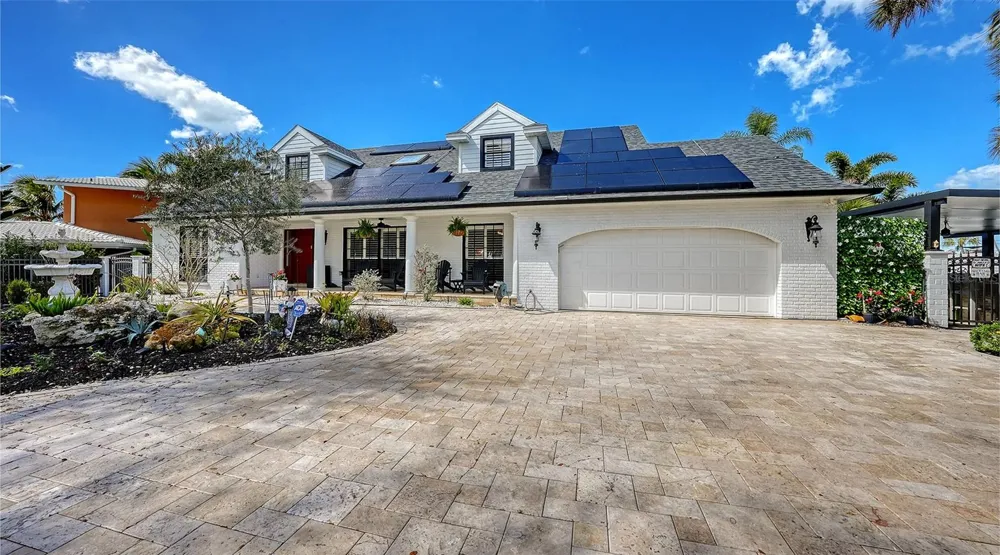 10432 SPOONBILL ROAD W Bradenton, FL 34209