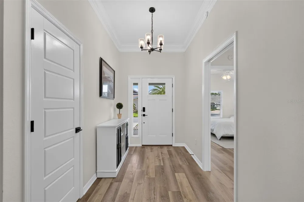1986 OPPENHEIMER COURT The Villages, FL 34762