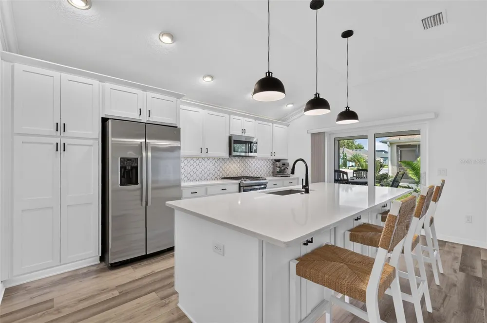 1986 OPPENHEIMER COURT The Villages, FL 34762