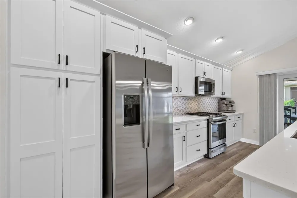 1986 OPPENHEIMER COURT The Villages, FL 34762
