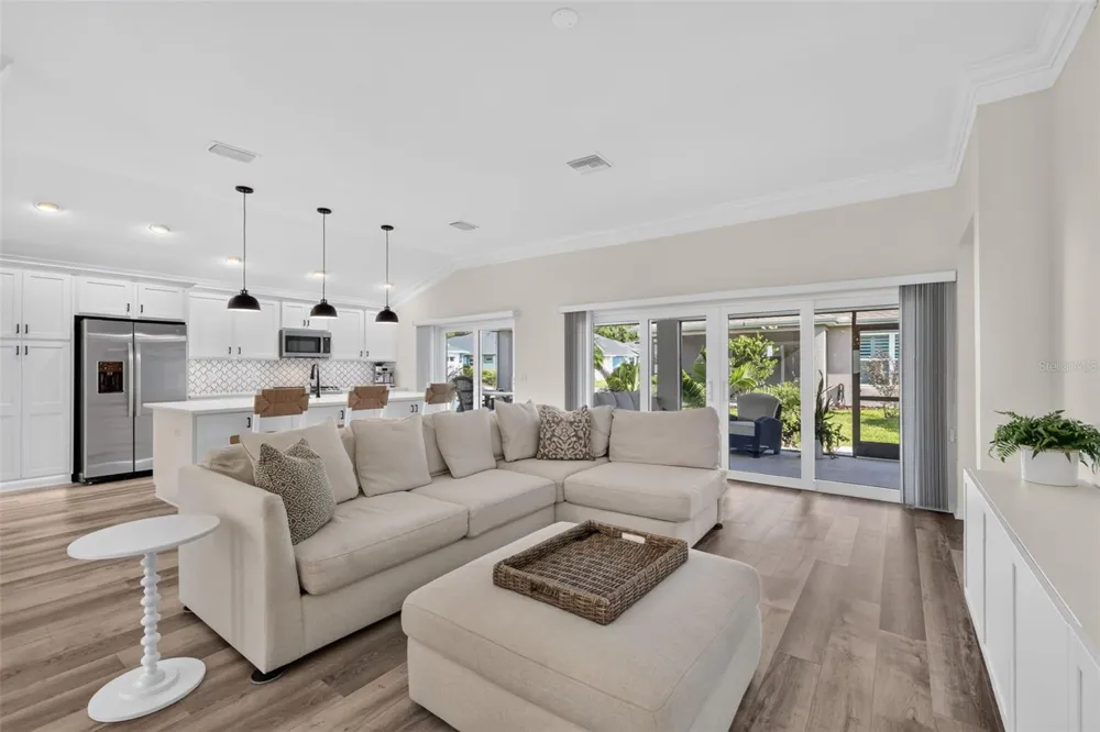 1986 OPPENHEIMER COURT The Villages, FL 34762