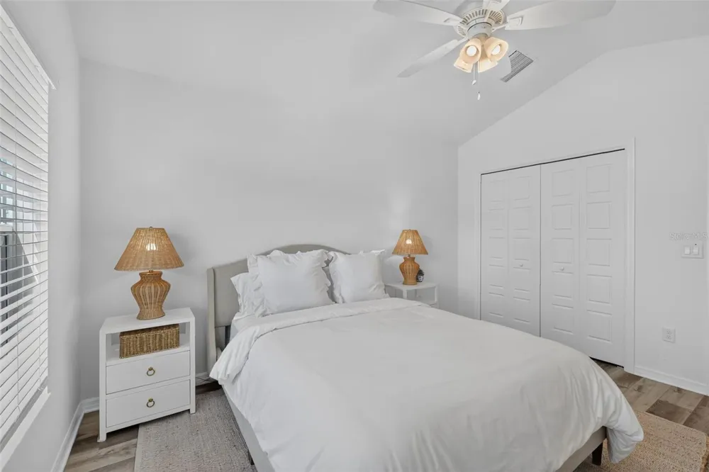 1986 OPPENHEIMER COURT The Villages, FL 34762