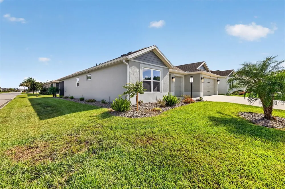 1986 OPPENHEIMER COURT The Villages, FL 34762