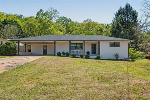 17 Crestwood Road