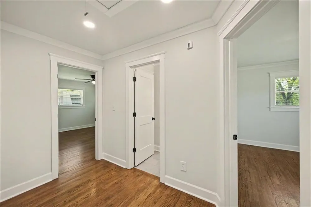 17 Crestwood Road Cartersville, GA 30121
