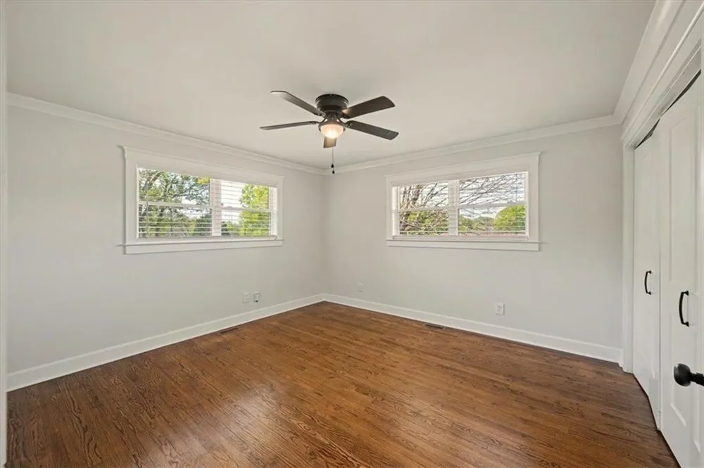 17 Crestwood Road Cartersville, GA 30121