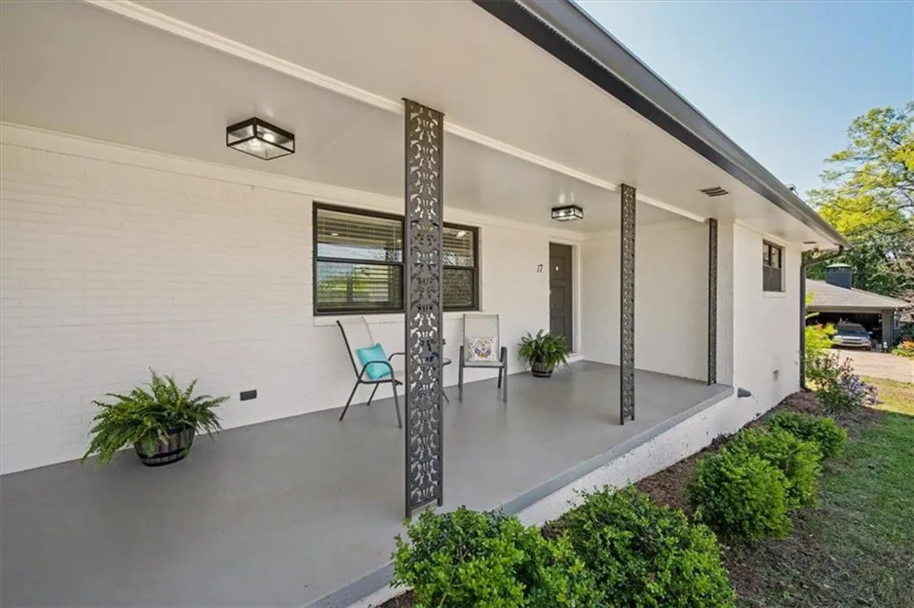 17 Crestwood Road Cartersville, GA 30121