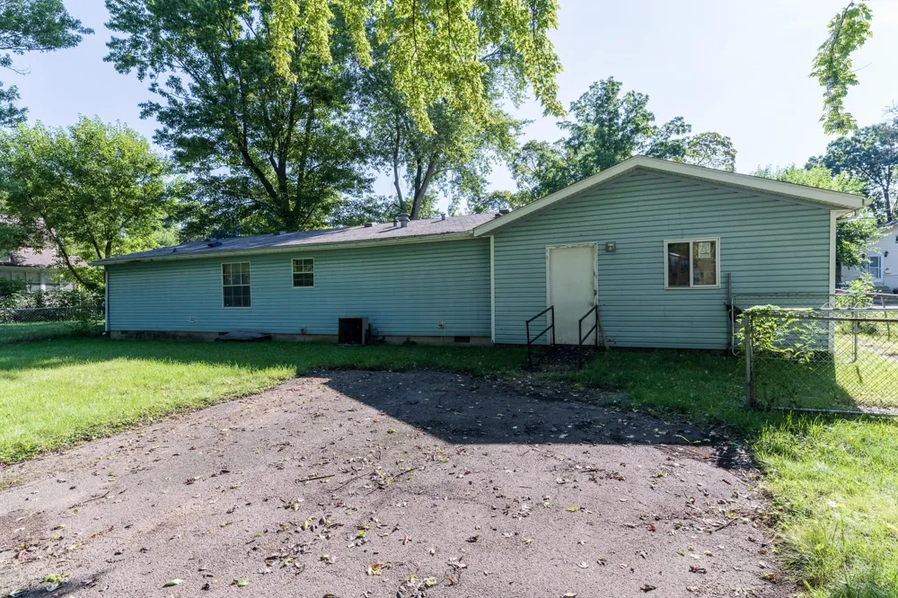 1321 Princeton Avenue Kalamazoo, MI 49007