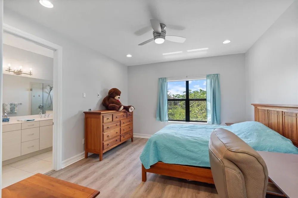 10076 BRICKHILL DRIVE Boca Raton, FL 33428