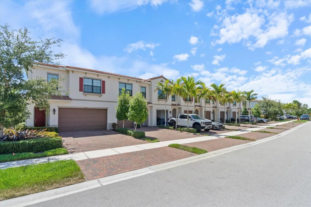 10076 BRICKHILL DRIVE Boca Raton, FL 33428