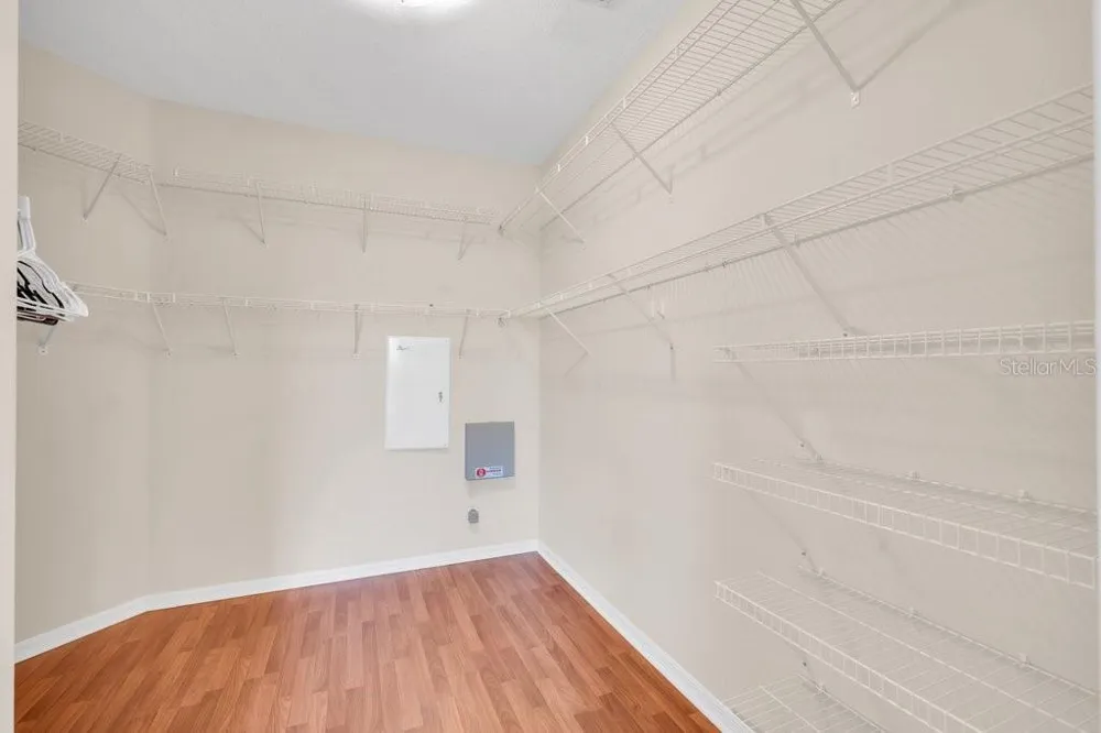 6105 GANNETSIDE PLACE Lithia, FL 33547