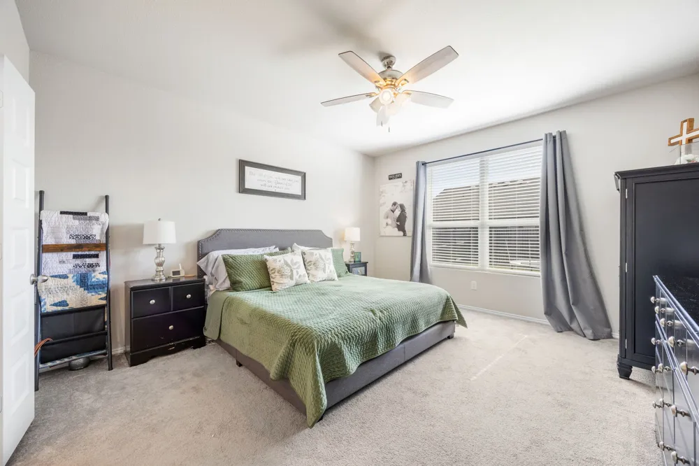 1017 Waverly Drive Van Alstyne, TX 75495