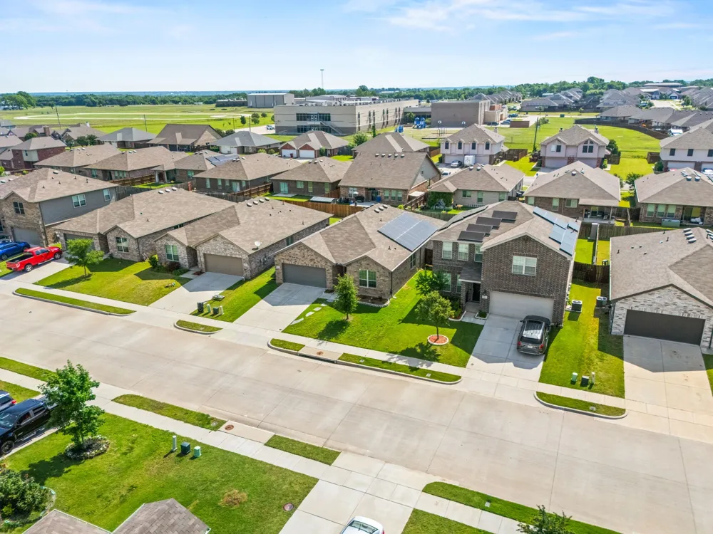 1017 Waverly Drive Van Alstyne, TX 75495