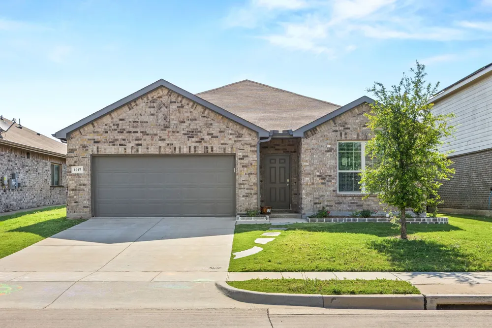 1017 Waverly Drive Van Alstyne, TX 75495