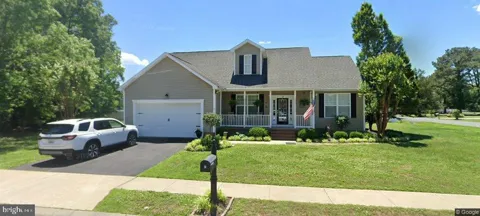 2 MIMOSA COURT