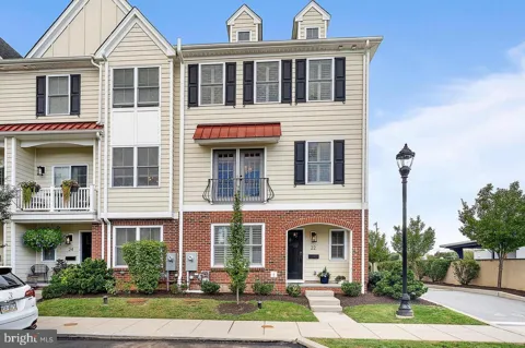 22 BRIDGE AVENUE