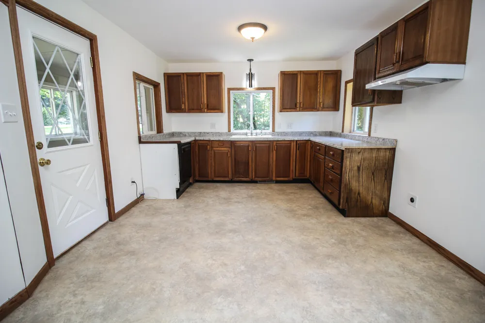 58552 Prairie Street Cassopolis, MI 49031