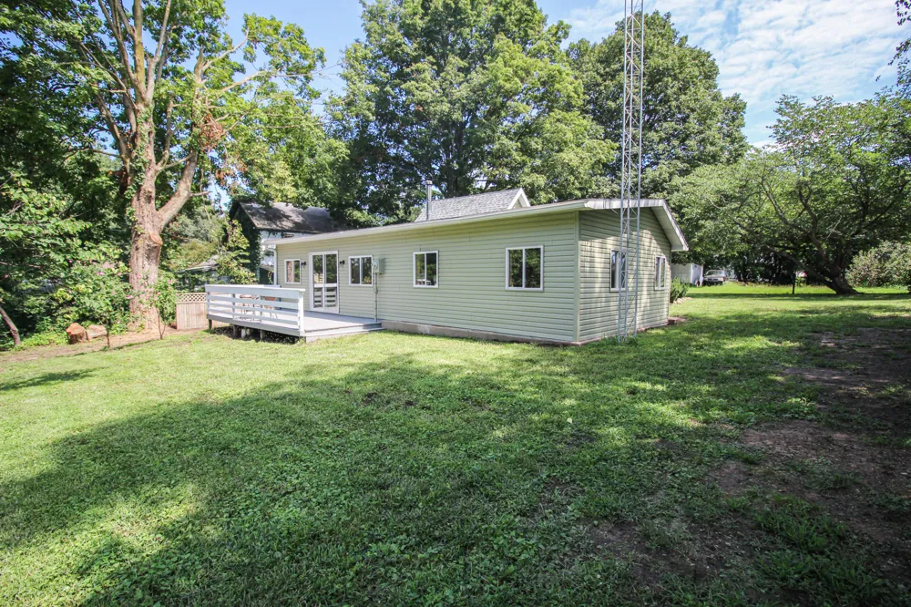 58552 Prairie Street Cassopolis, MI 49031