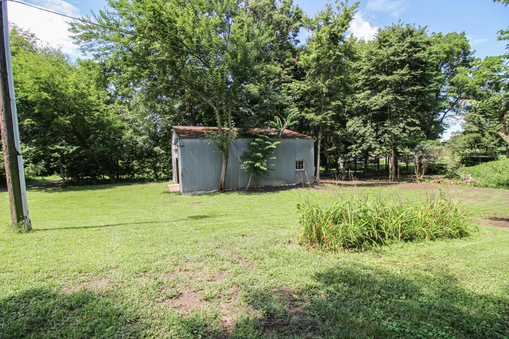 58552 Prairie Street Cassopolis, MI 49031