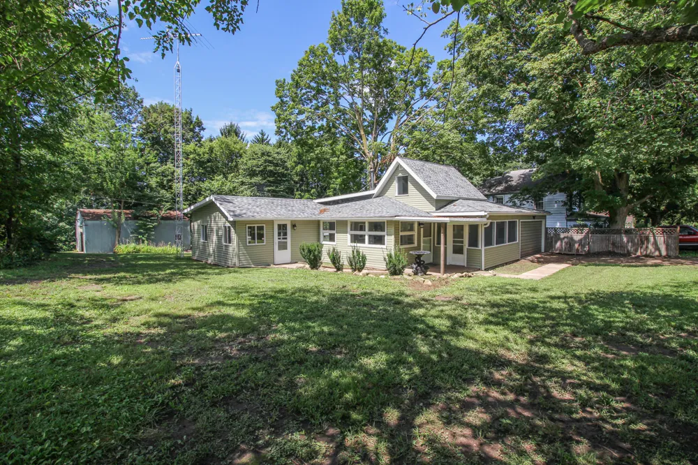 58552 Prairie Street Cassopolis, MI 49031