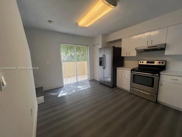 14931 SW 82nd Ter #4-206 Miami, FL 33193