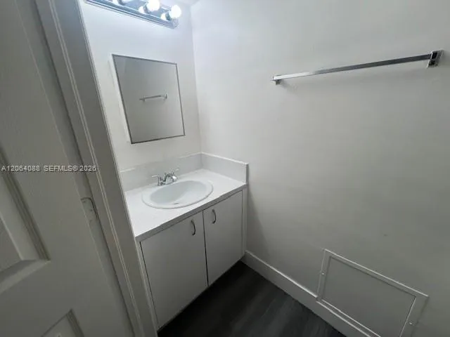 14931 SW 82nd Ter #4-206 Miami, FL 33193