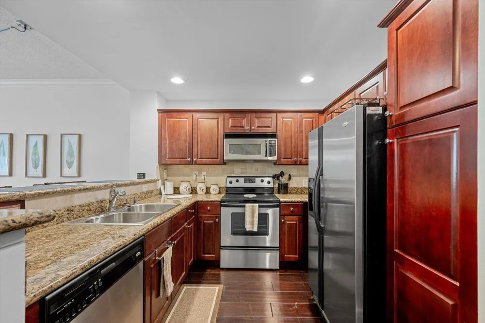 11771 St Andrews Place #103 Wellington, FL 33414