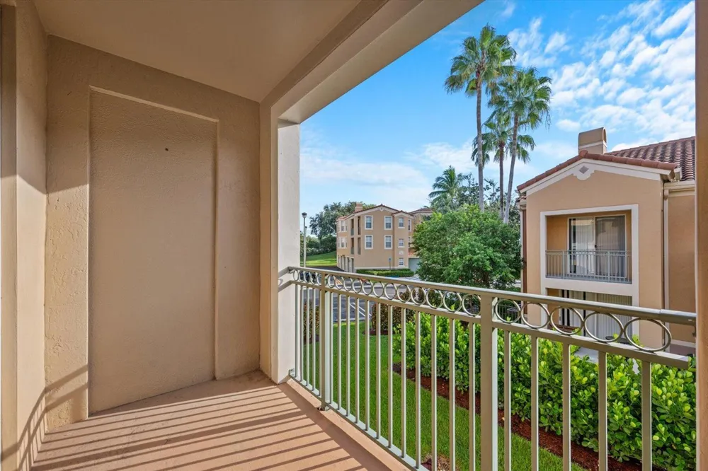 11771 St Andrews Place #103 Wellington, FL 33414