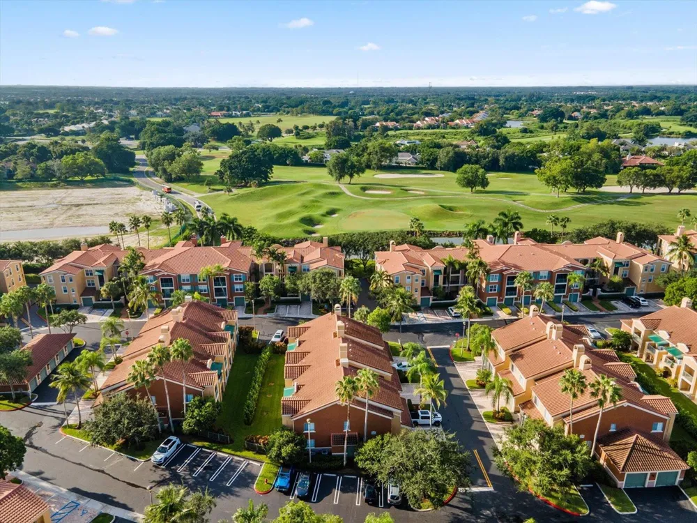 11771 St Andrews Place #103 Wellington, FL 33414