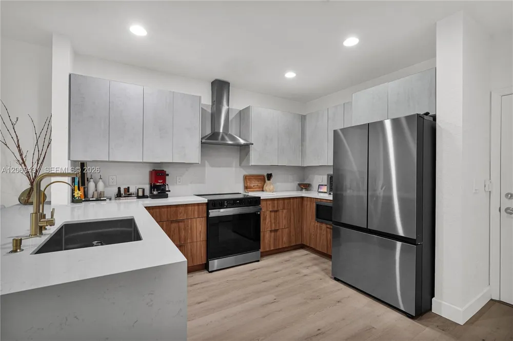 4818 Acadian Trl Coconut Creek, FL 33073