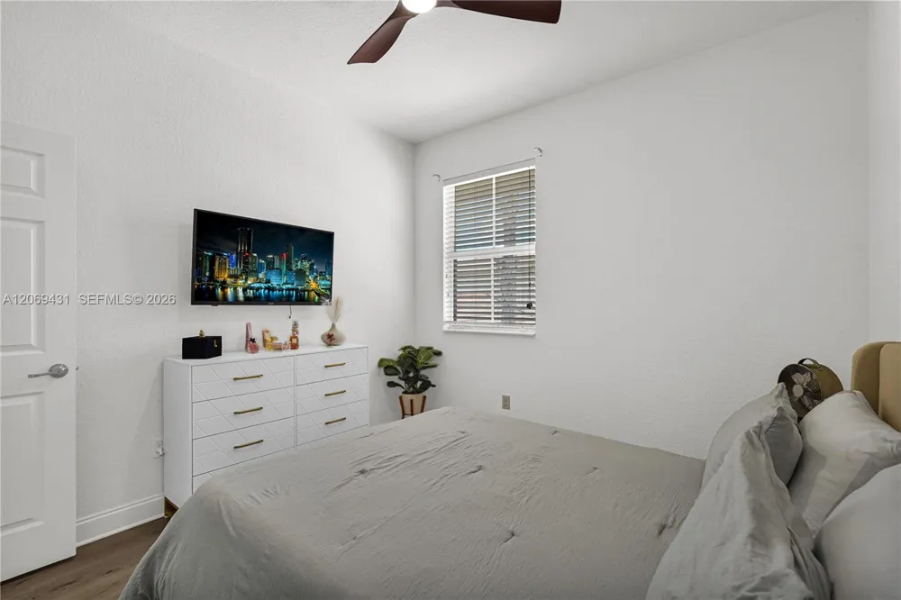 4818 Acadian Trl Coconut Creek, FL 33073