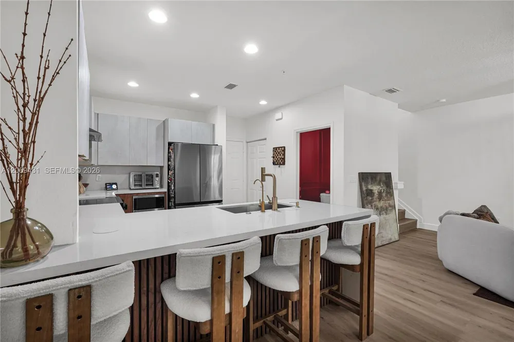 4818 Acadian Trl Coconut Creek, FL 33073