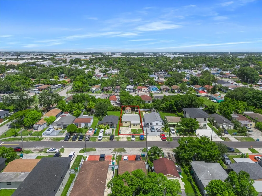 3073 NW 59th St Miami, FL 33142