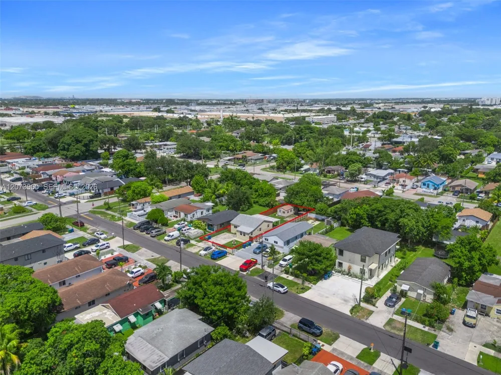 3073 NW 59th St Miami, FL 33142
