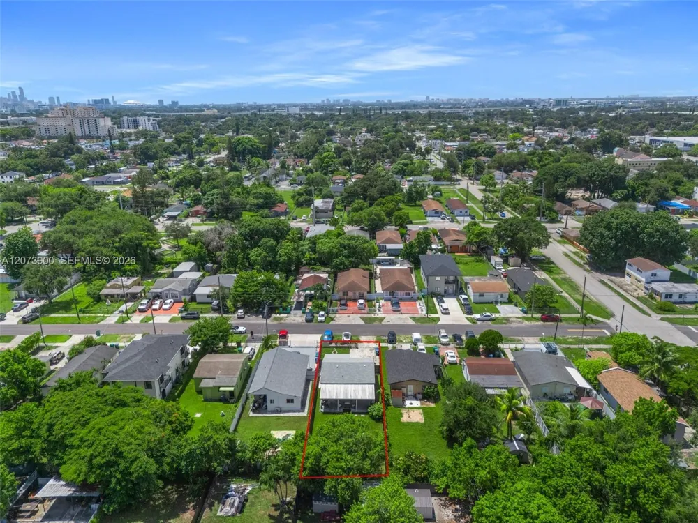 3073 NW 59th St Miami, FL 33142