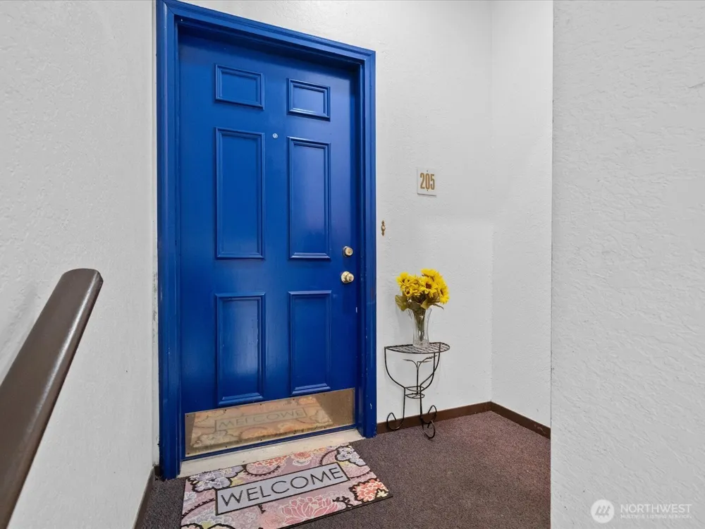 8511 Main Street #205 Edmonds, WA 98026