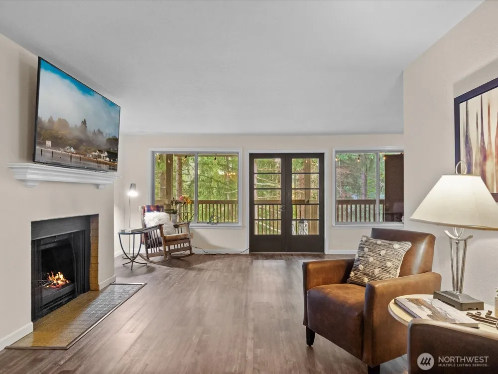 8511 Main Street #205 Edmonds, WA 98026