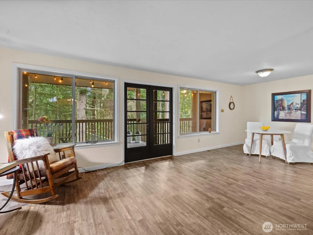 8511 Main Street #205 Edmonds, WA 98026