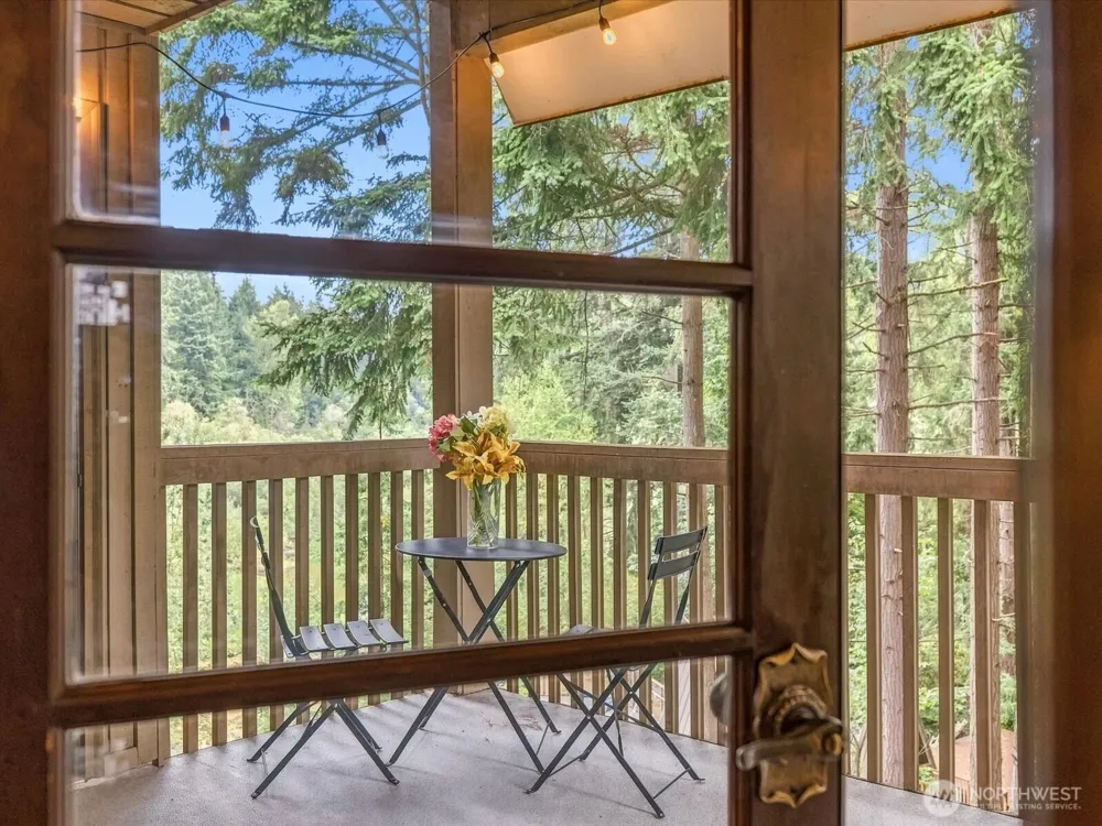 8511 Main Street #205 Edmonds, WA 98026
