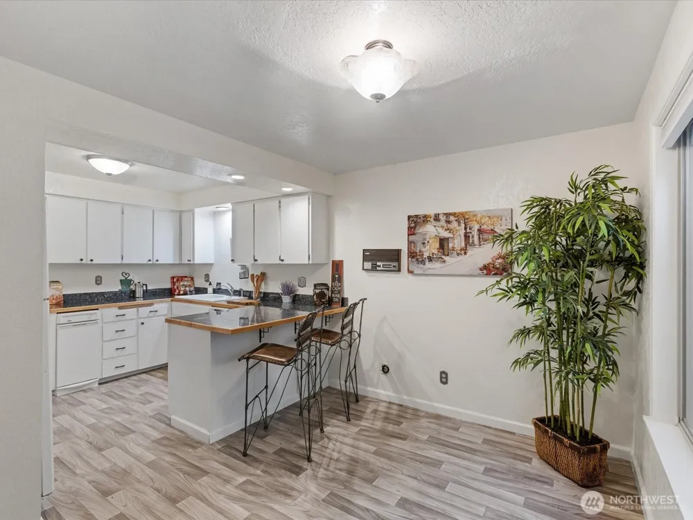 8511 Main Street #205 Edmonds, WA 98026