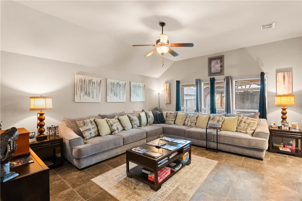 2129 Halcon Street Corpus Christi, TX 78414