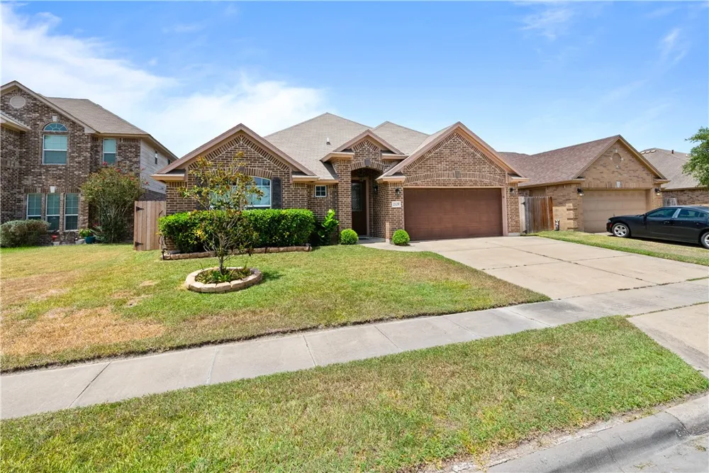 2129 Halcon Street Corpus Christi, TX 78414